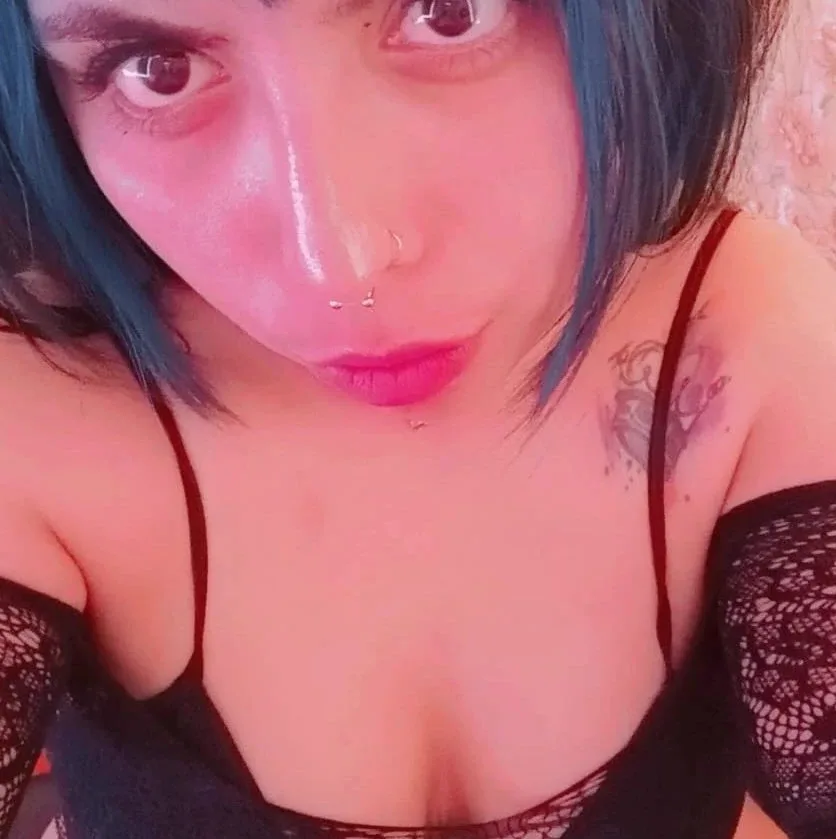 Manon, 30