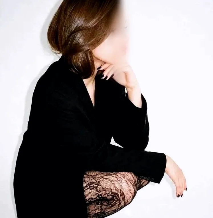 Nadia, 19