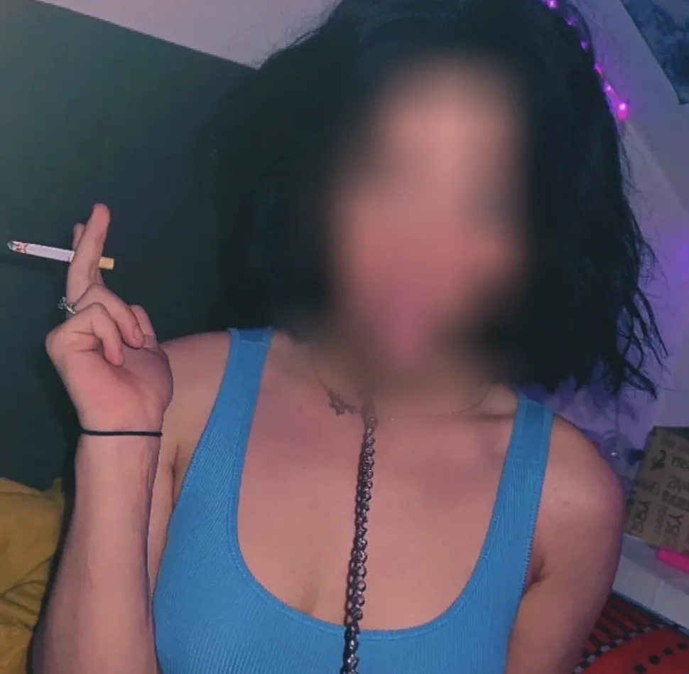Norah, 23