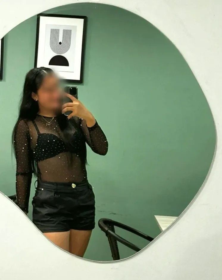 Sanae, 24